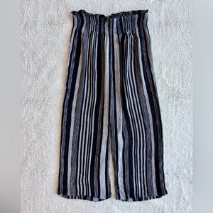 Topshop Black & Gray Striped Capri Pants with Stretch Waistband | Size 8 / 10